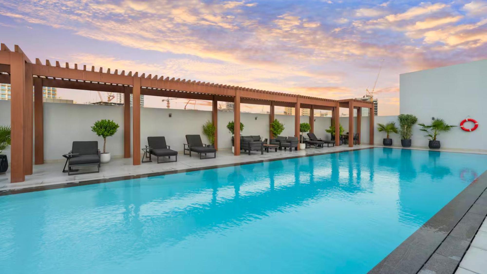 Trps - Luma 22, Jumeirah Village Circle - Chic 1br Modern Sanctuary * Dubai