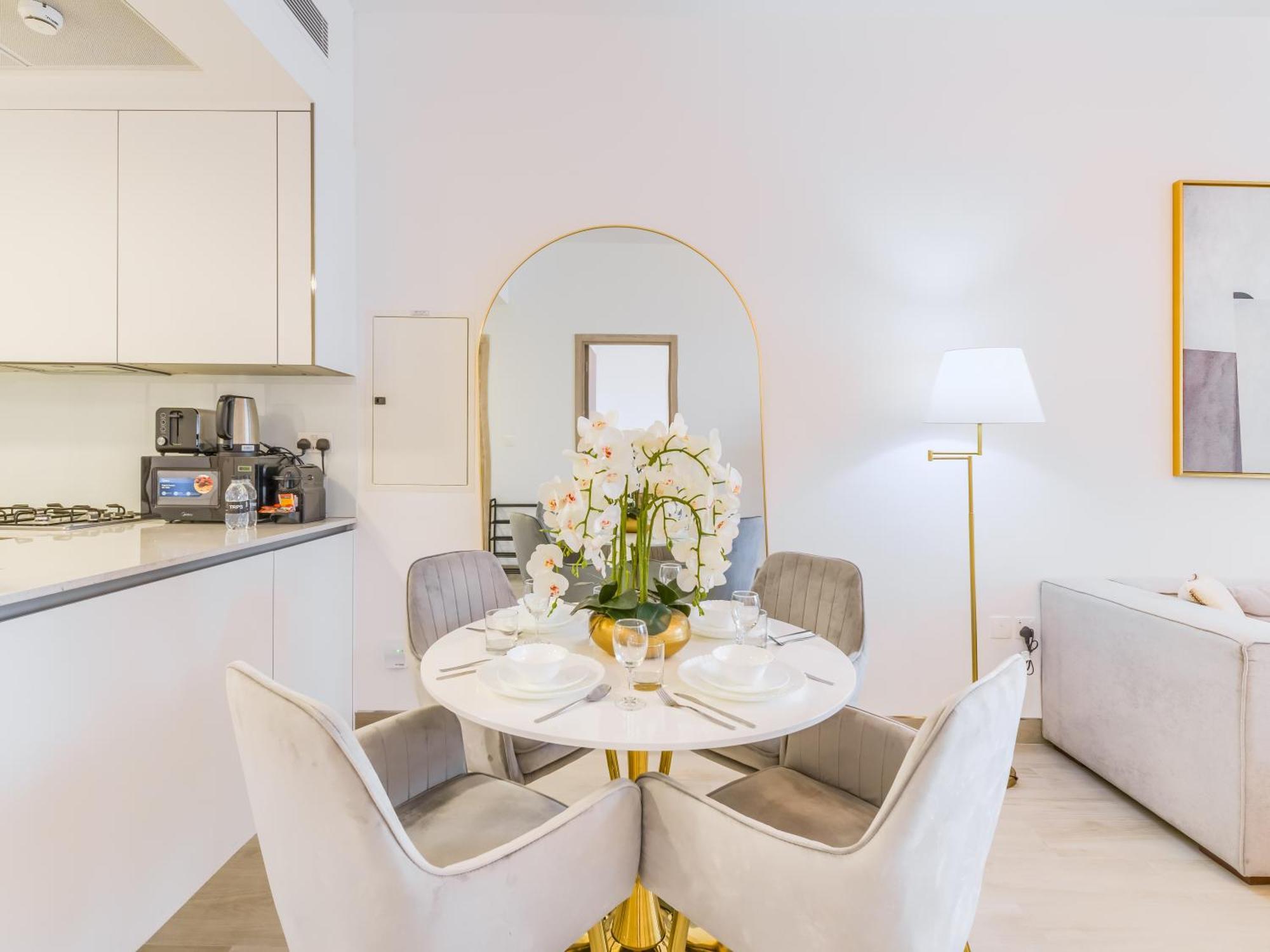 Trps - Luma 22, Jumeirah Village Circle - Chic 1br Modern Sanctuary Apartment