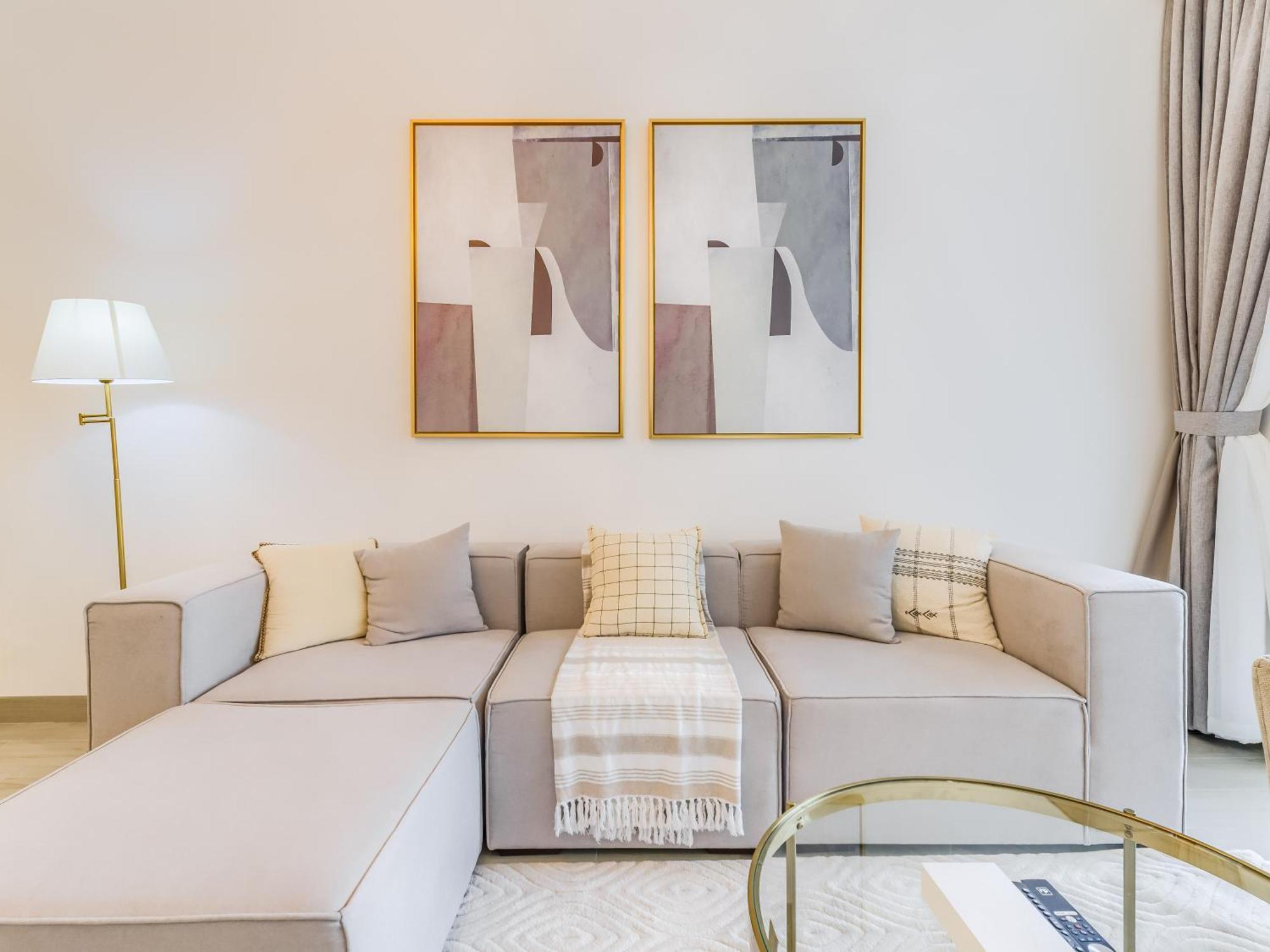 Apartment Trps - Luma 22, Jumeirah Village Circle - Chic 1br Modern Sanctuary *